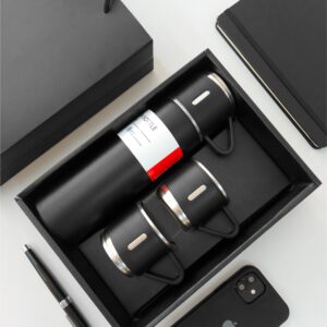 Garrafa Térmica Em Metal Com 3 Xícaras Personalizada